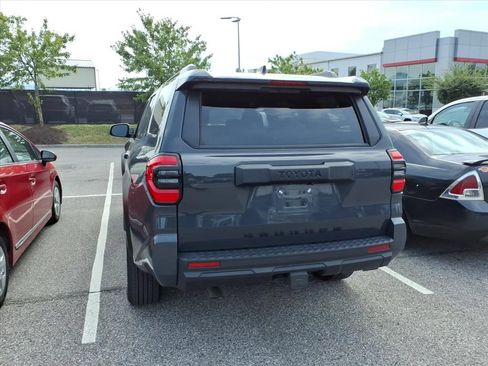 Certified 2025 Toyota 4Runner SR5 AWD/4WD image 9