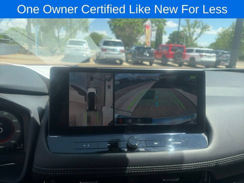 Used 2025 Nissan Rogue SL AWD/4WD image 29