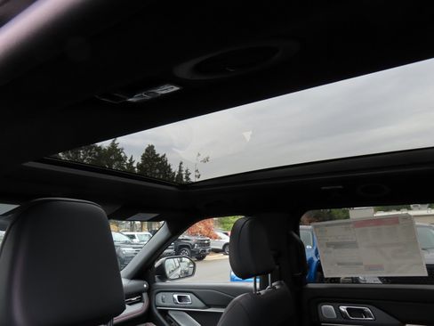 New 2026 Ford Explorer ST w/ Sun And Sound Package image 15