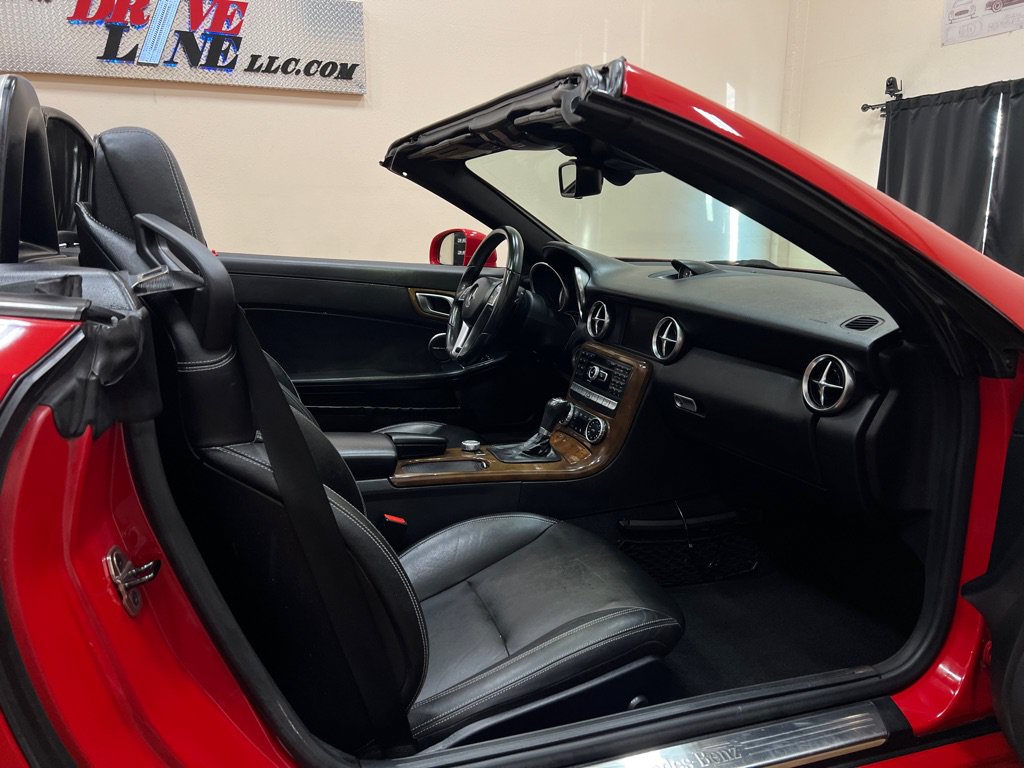 Used 2016 Mercedes-Benz SLK 350 image 29