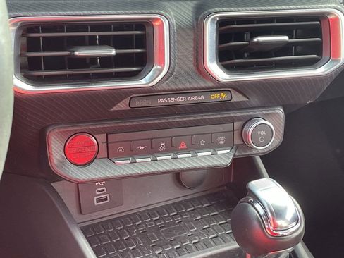 Used 2024 Ford Mustang Premium image 7