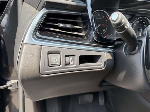 Certified 2024 Cadillac XT6 Luxury w/ LPO, Floor Liner Package AWD/4WD image 19