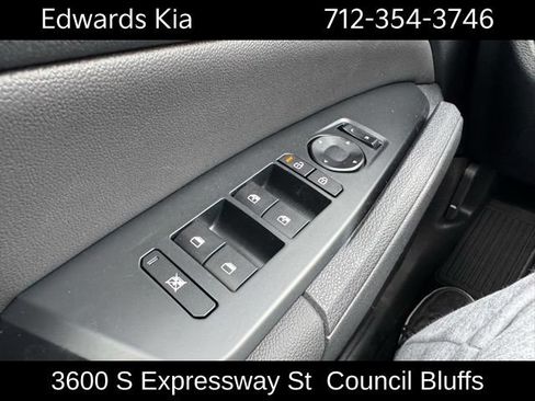 New 2026 Kia Sportage EX w/ EX Panorama Roof Package FWD image 23