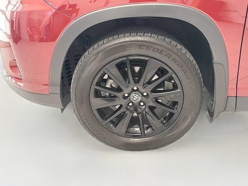 Certified 2019 Toyota Highlander SE w/ Carpet Mat Package (TMS) AWD/4WD image 27