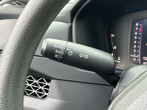 Certified 2025 Honda Accord LX image 9