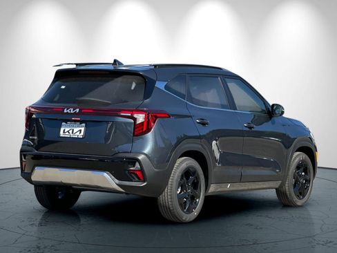 New 2026 Kia Seltos EX image 4