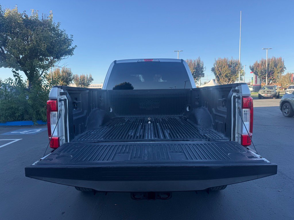 Used 2017 Ford F250 XLT AWD/4WD image 20