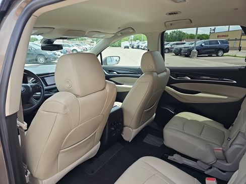 Used 2020 Buick Enclave Essence w/ Sound and Sites Package FWD image 25