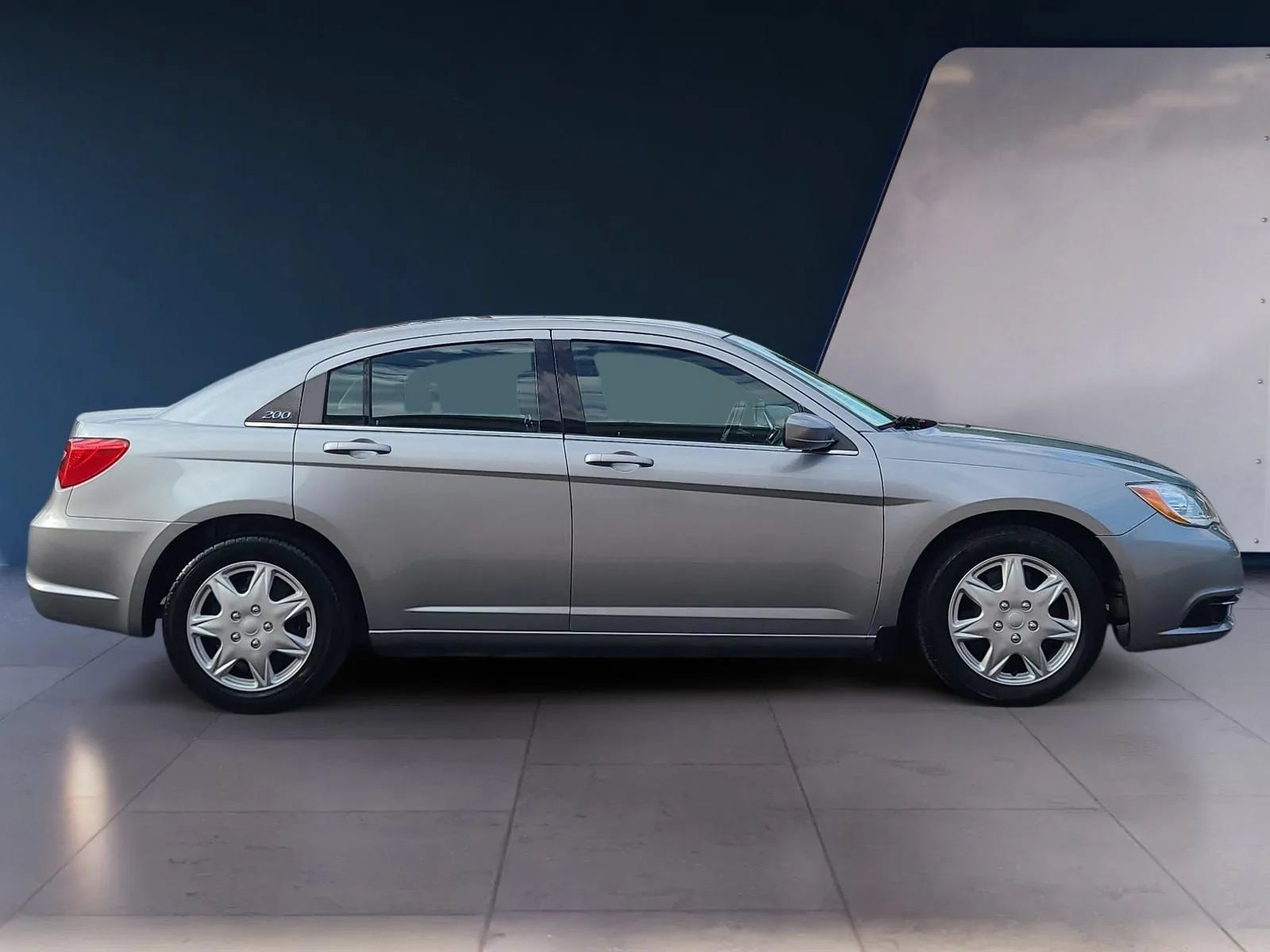 Used 2014 Chrysler 200 LX FWD image 6