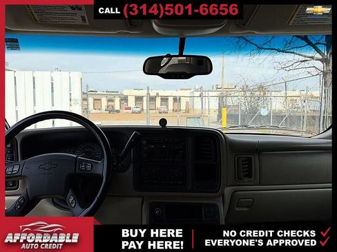 Used 2003 Chevrolet Tahoe LT image 9