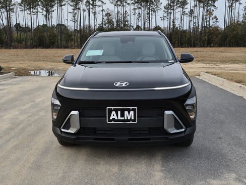 New 2027 Hyundai Kona SEL Sport FWD image 2