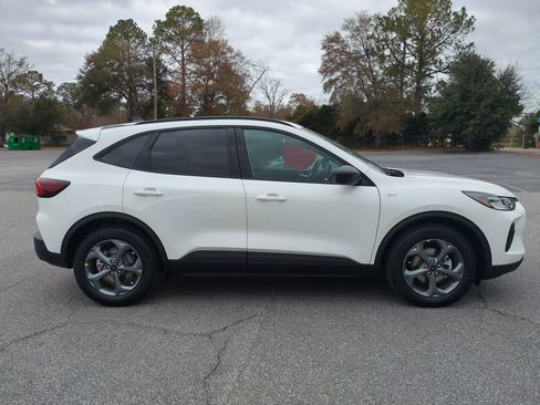 New 2025 Ford Escape ST-Line w/ Equipment Group 301A image 3