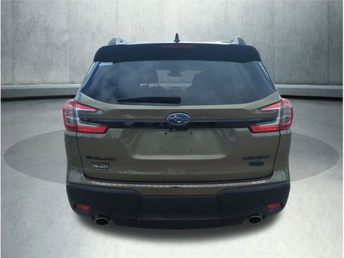 Used 2023 Subaru Ascent Onyx Edition Limited AWD/4WD image 5