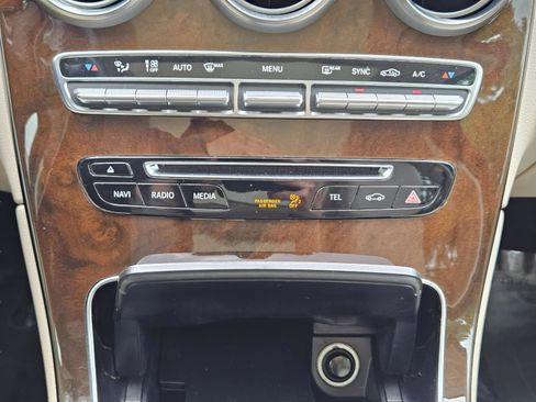 Certified 2018 Mercedes-Benz GLC 300 image 11