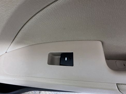 Used 2018 Hyundai Elantra SEL image 30