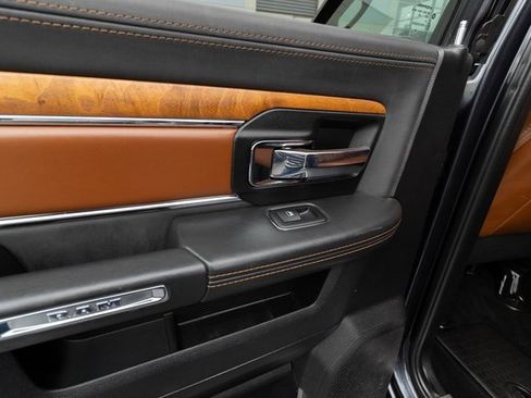 Used 2017 RAM 1500 Laramie Longhorn image 41