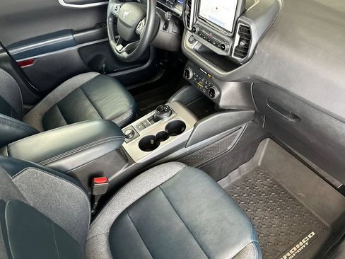 Used 2022 Ford Bronco Sport Outer Banks w/ Tech Package AWD/4WD image 16