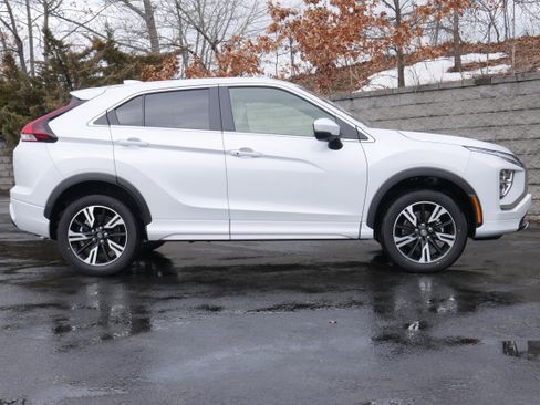 New 2026 Mitsubishi Eclipse Cross SEL image 8