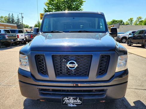Used 2020 Nissan NV 3500 S RWD image 3
