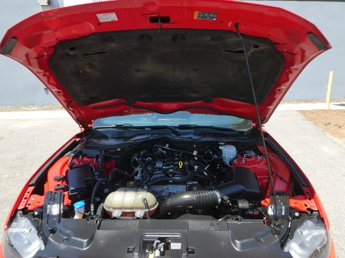 Used 2021 Ford Mustang Premium RWD image 31
