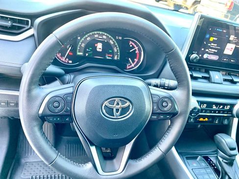 Used 2024 Toyota RAV4 XLE w/ Convenience Package AWD/4WD image 31