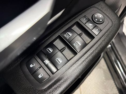 Used 2023 RAM 1500 Big Horn image 17