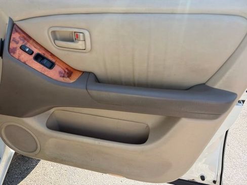 Used 2000 Lexus RX 300 4WD image 24