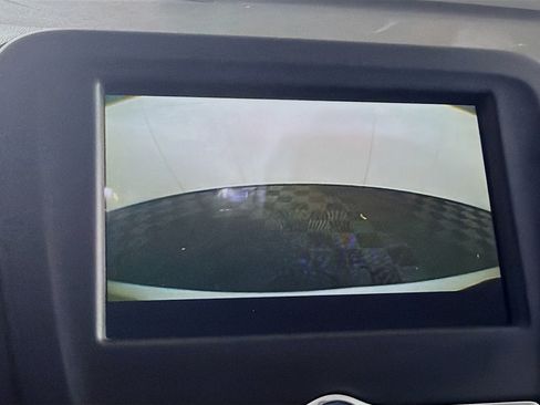 Used 2019 Chevrolet Equinox LT FWD image 21