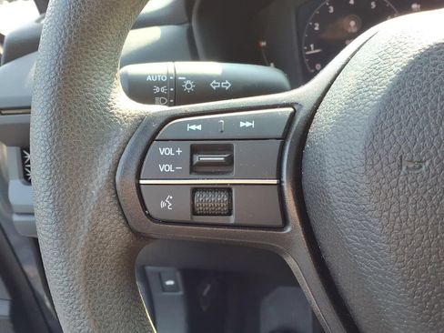 Used 2023 Honda Accord LX image 19