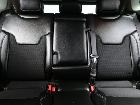 Used 2022 Jeep Compass Latitude w/ Convenience Group image 16