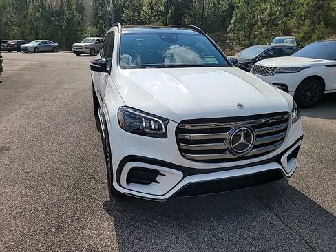 Used 2024 Mercedes-Benz GLS 450 4MATIC w/ AMG Line Exterior image 1