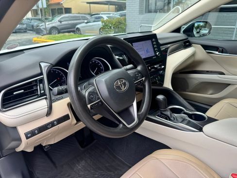 Used 2024 Toyota Camry LE FWD image 16