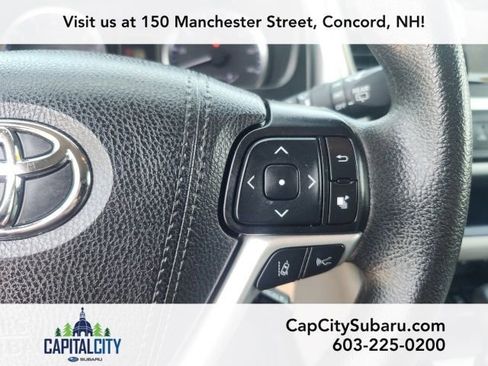 Used 2019 Toyota Highlander LE AWD/4WD image 20