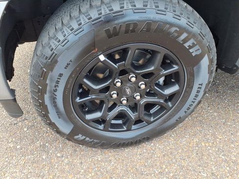 Used 2024 Ford F150 XLT w/ Equipment Group 302A MID image 10