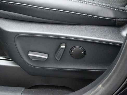 New 2025 Ford Escape SE image 9