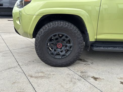 Used 2022 Toyota 4Runner TRD Pro AWD/4WD image 33