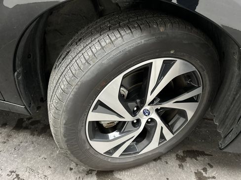 Used 2025 Subaru Legacy Premium AWD/4WD image 10