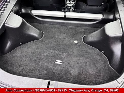 Used 2020 Nissan 370Z Coupe RWD image 19