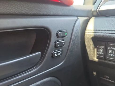 Used 2023 Honda Odyssey EX-L image 25