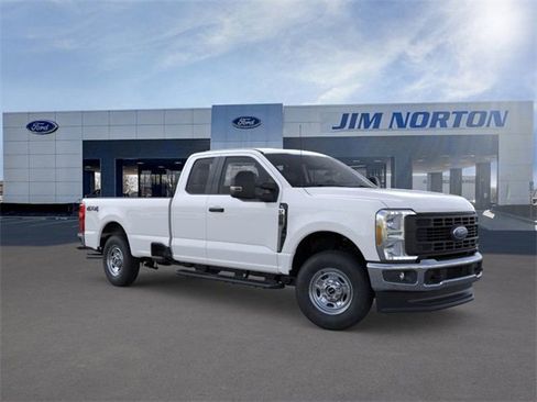 New 2026 Ford F250 XL w/ XL Chrome Package image 7