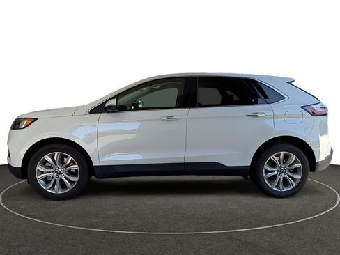 Used 2024 Ford Edge Titanium AWD/4WD image 2