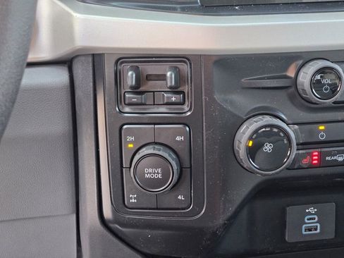 New 2026 Ford F250 XLT w/ XLT Premium Package image 26