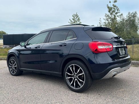 Used 2018 Mercedes-Benz GLA 250 4MATIC image 3
