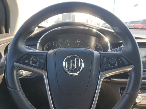 Used 2020 Buick Encore Preferred w/ Safety Package image 19