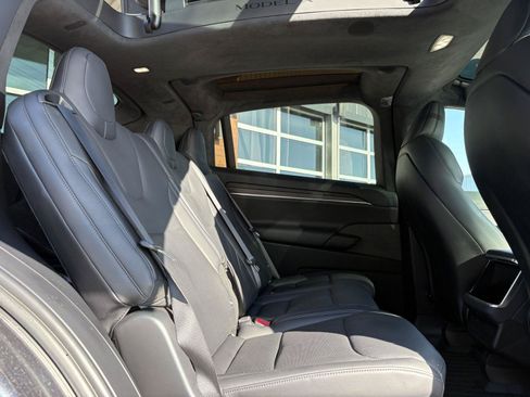 Used 2024 Tesla Model X AWD/4WD image 18