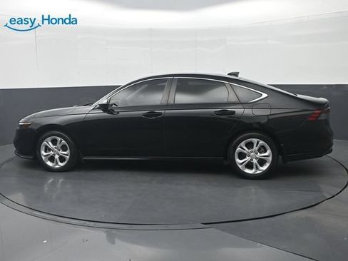 Used 2024 Honda Accord LX image 4