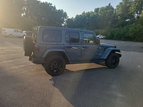 Used 2024 Jeep Wrangler Unlimited Sahara AWD/4WD image 8