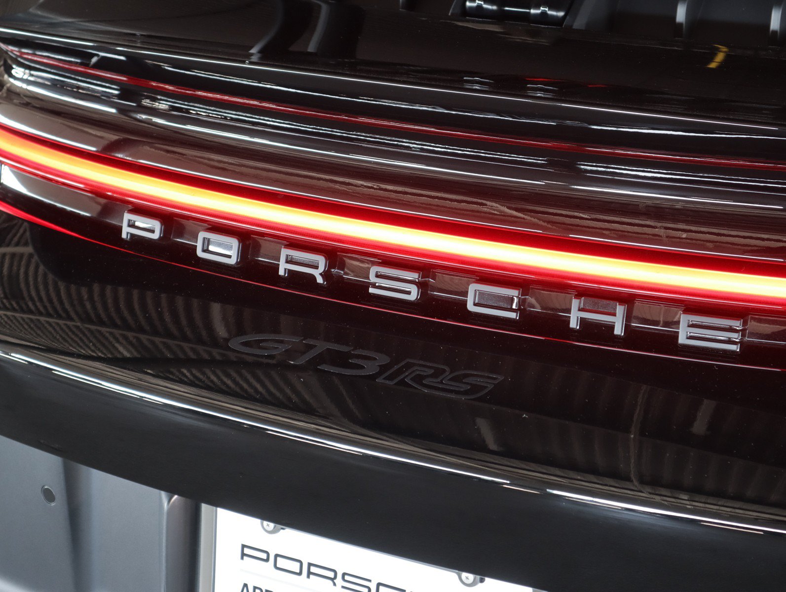 Certified 2024 Porsche 911 GT3 RS RWD image 29