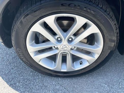 Used 2014 Nissan Juke S FWD image 4