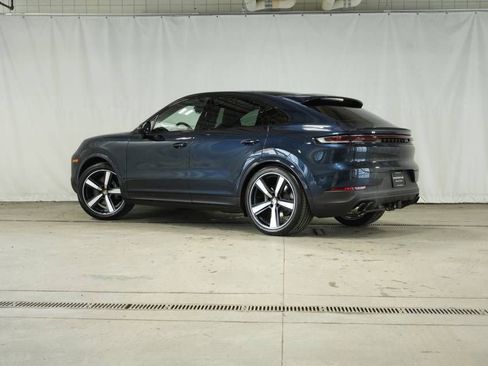 New 2026 Porsche Cayenne Coupe AWD/4WD image 3